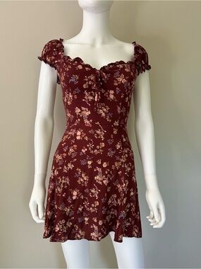 Reformation Floral Mini Dress Size 0 Burgundy Puff Sleeve Smocked Back
